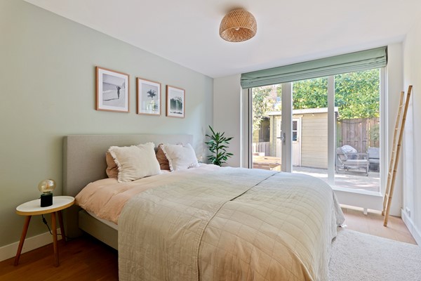 Medium property photo - Helmholtzstraat 83h, 1098 LH Amsterdam